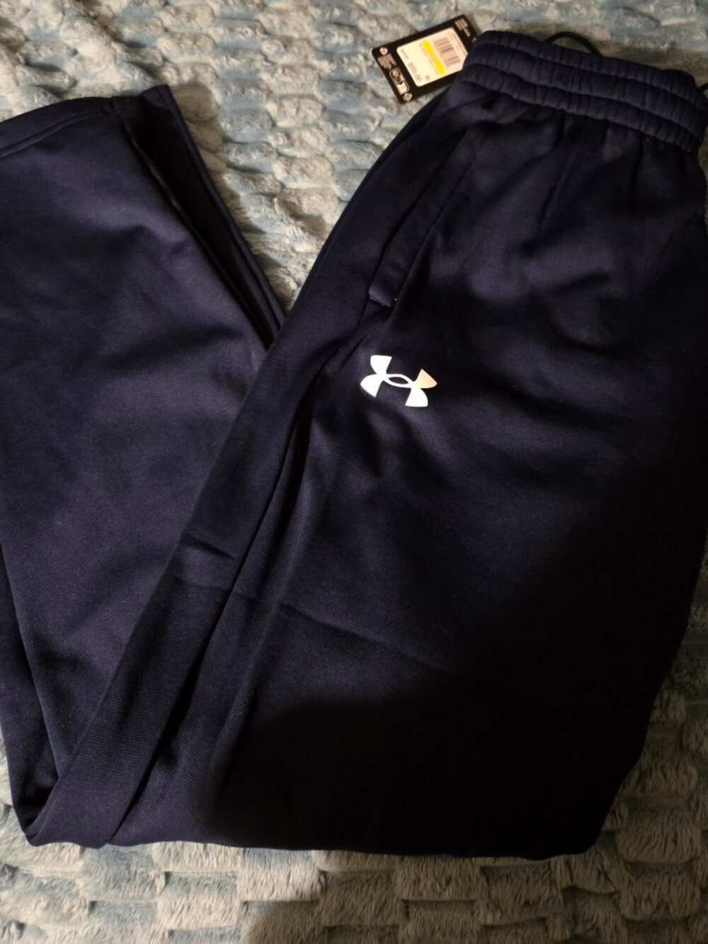 Mens under armour sweatpants size medium